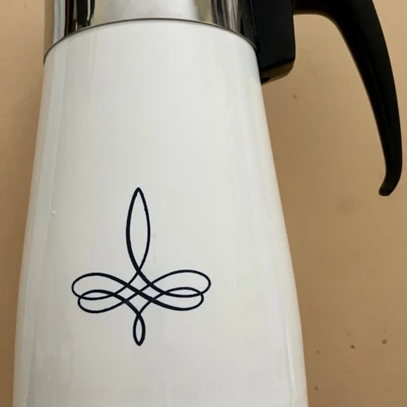 1963 1965 CORNING WARE TREFOIL PATTERN CUP PERCOLATOR STOVE